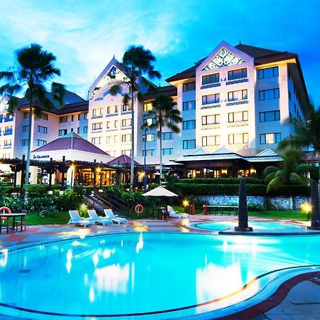 Le Grandeur Hotel Balikpapan المظهر الخارجي الصورة