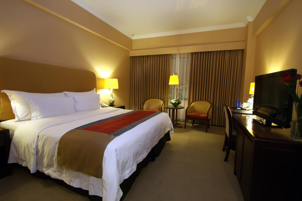 Le Grandeur Hotel Balikpapan الغرفة الصورة