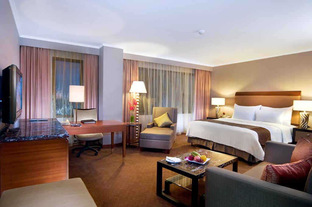 Le Grandeur Hotel Balikpapan الغرفة الصورة