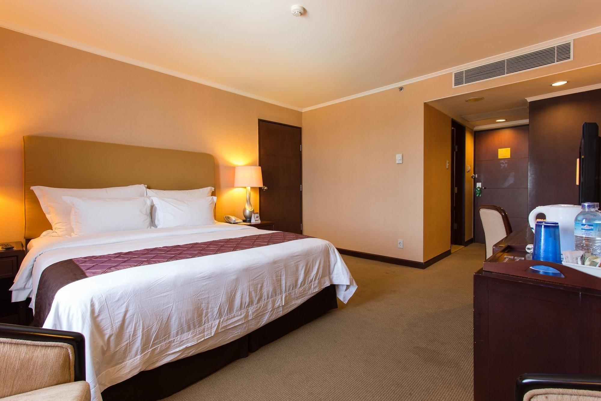 Le Grandeur Hotel Balikpapan المظهر الخارجي الصورة