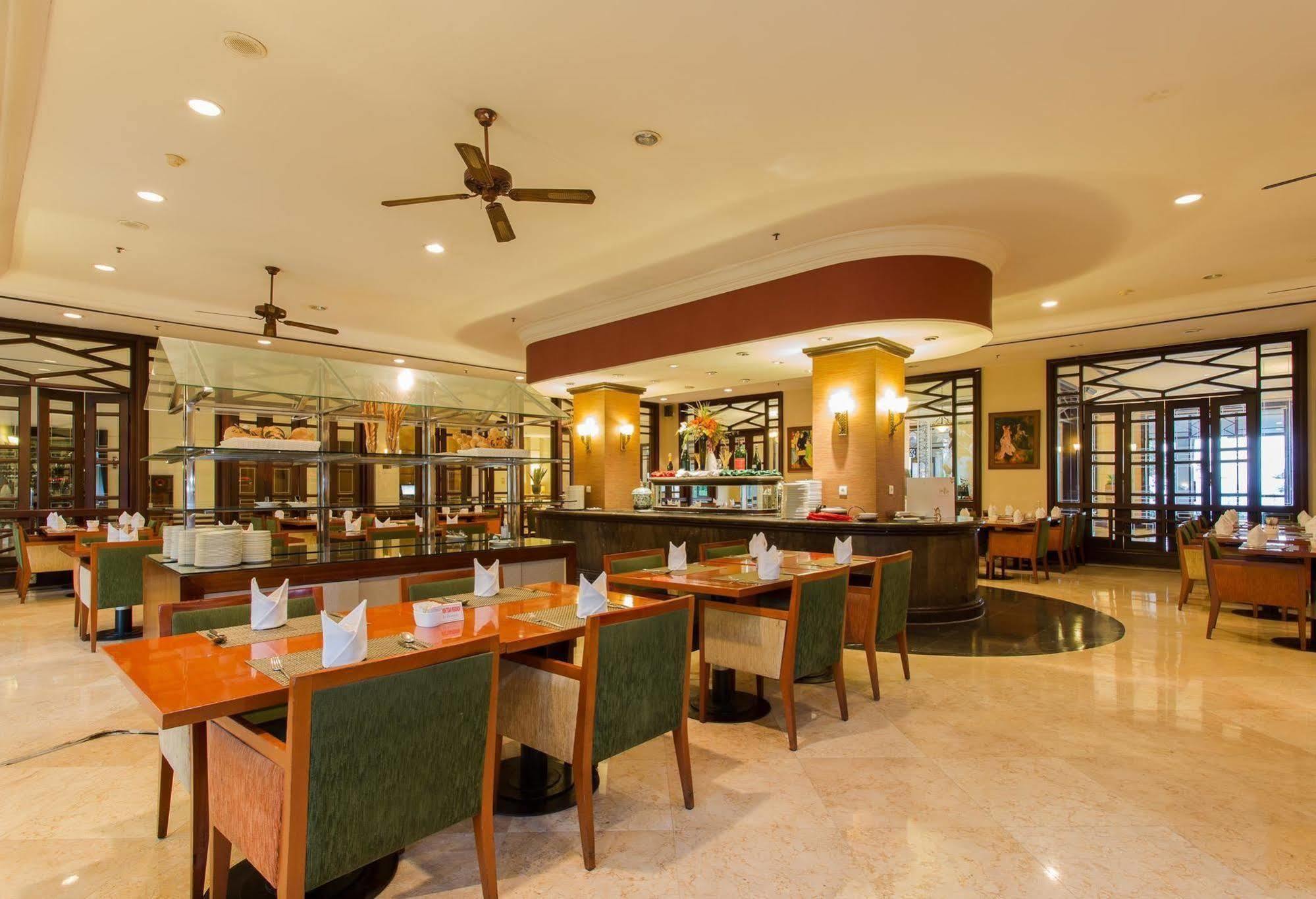 Le Grandeur Hotel Balikpapan المظهر الخارجي الصورة