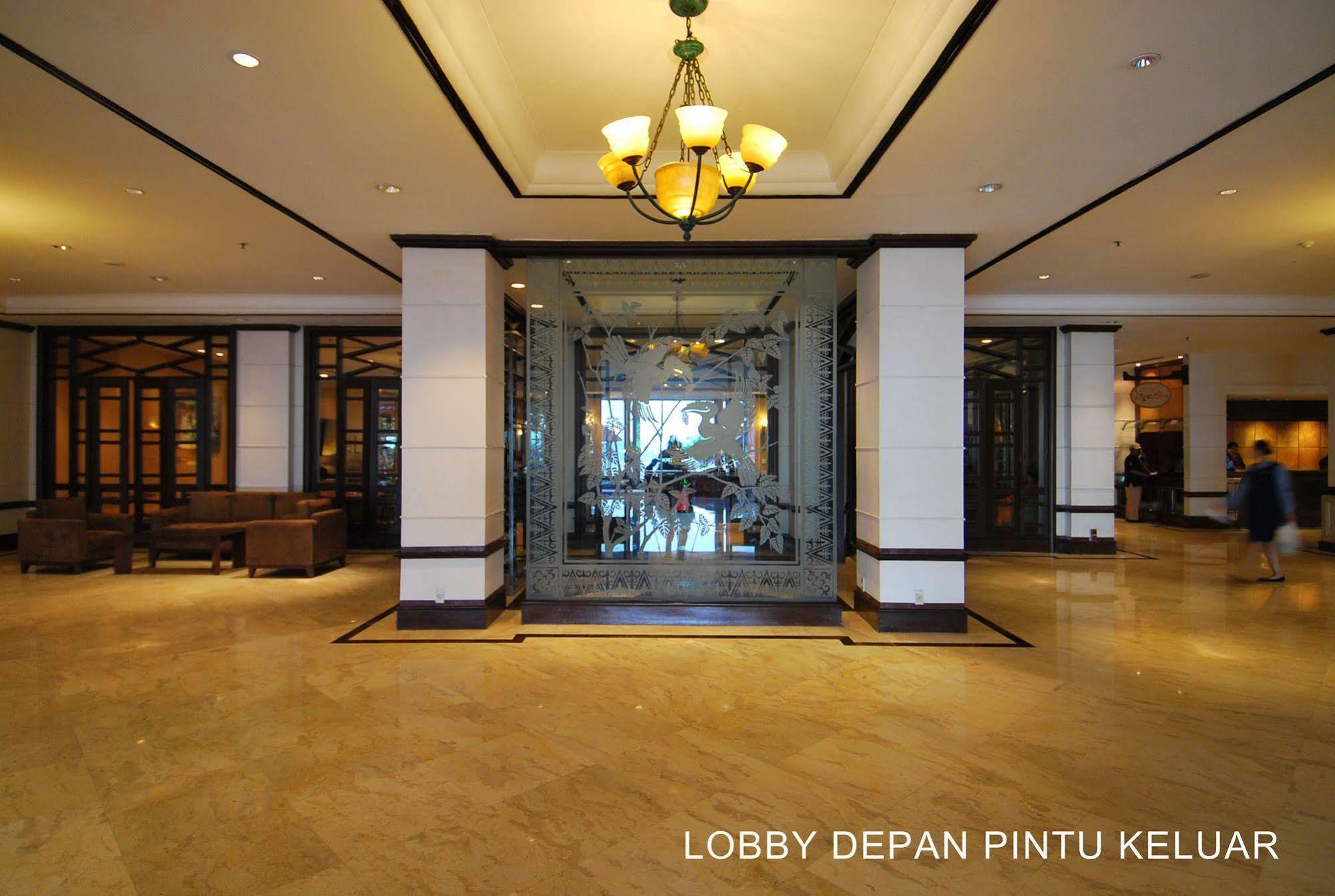 Le Grandeur Hotel Balikpapan المظهر الخارجي الصورة