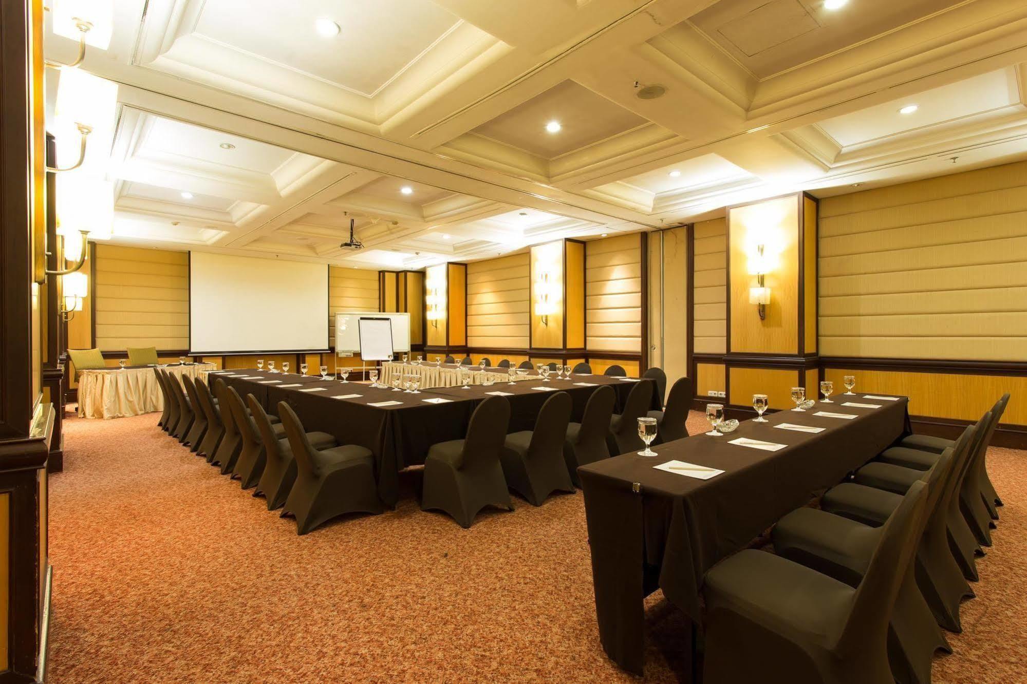 Le Grandeur Hotel Balikpapan المظهر الخارجي الصورة
